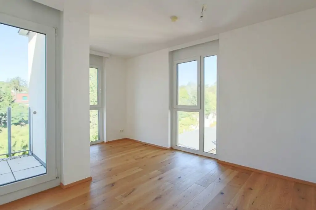 Wohntraum am Bisamberg mit Terrasse und Balkon!