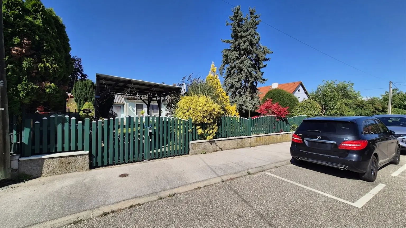 Straßenansicht 3