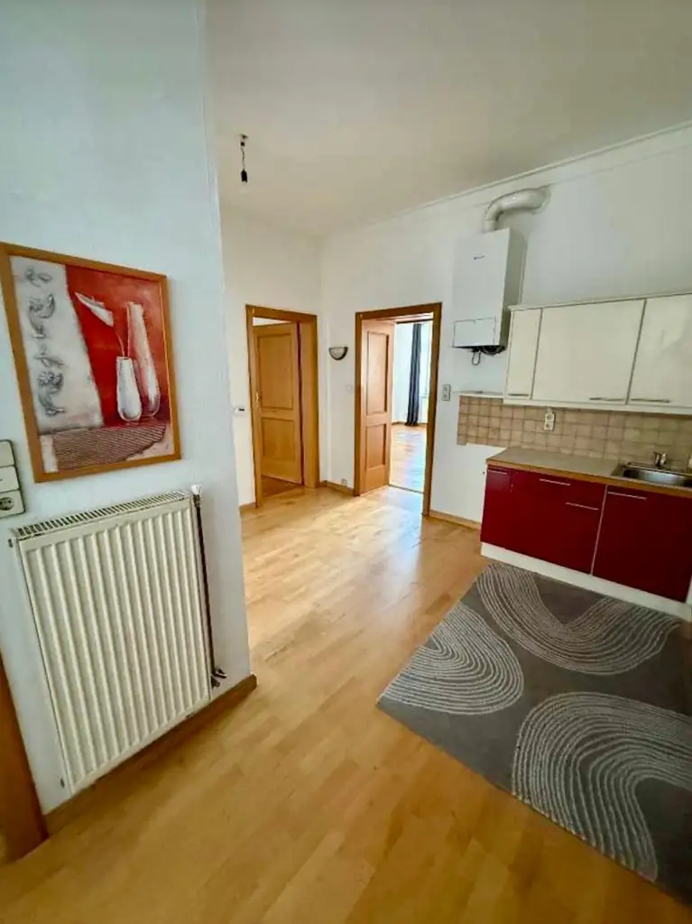 Charmante Altbauwohnung mit optimalem Grundriss – nur 50 m zur U4 Schönbrunn!