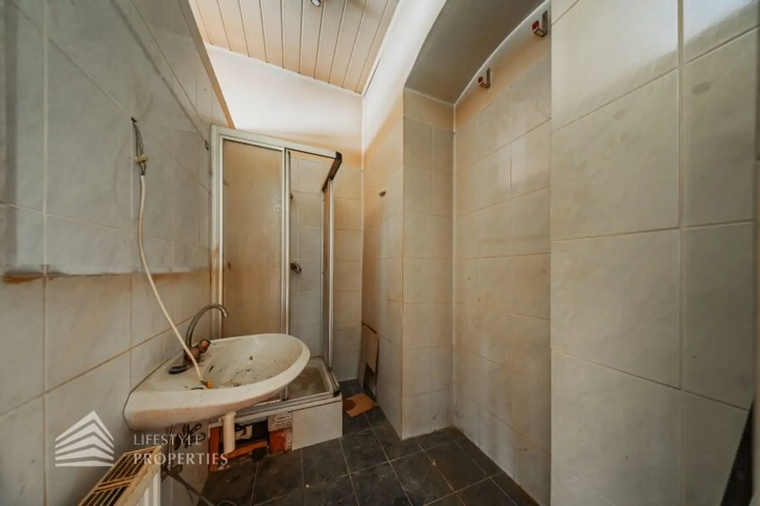 Helle 2-Zimmer Wohnung, Nähe Meiselmarkt