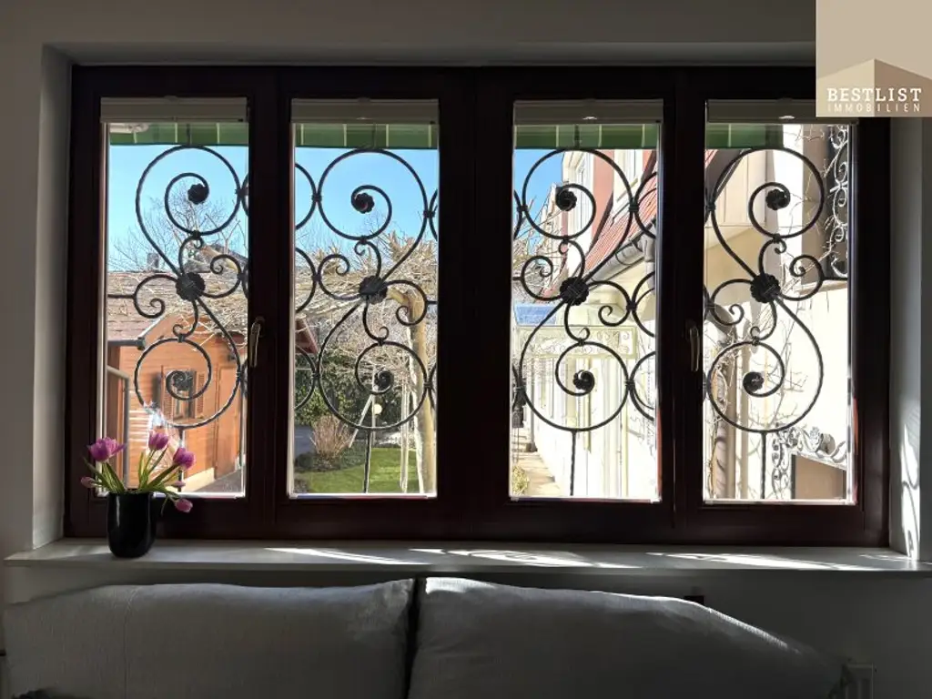 Der Sommer kommt bestimmt! Landhausstil mit 2 Wohneinheiten - lichtdurchflutet!