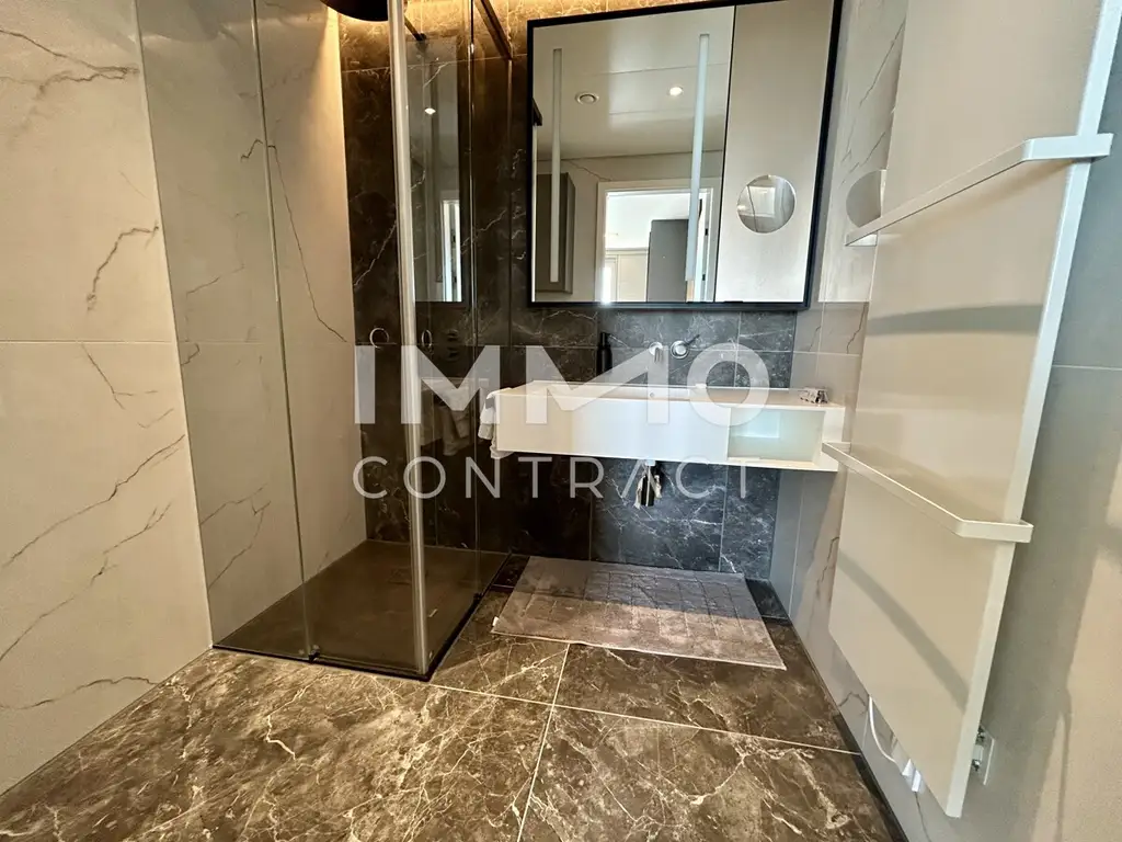 Möbliertes Apartment im 42. Stock mit Weitblick auf die Donau! Pool, Spa und Fitness inklusive!