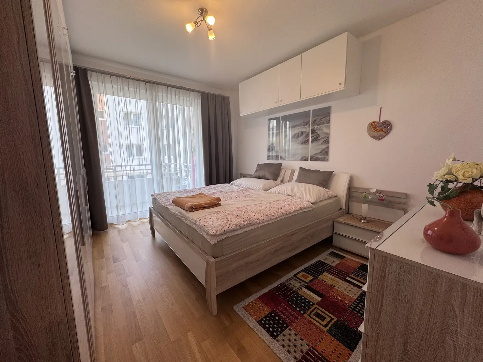 Moderne 2-Zi-Wohnung mit Balkon und Tiefgarage in Villach!