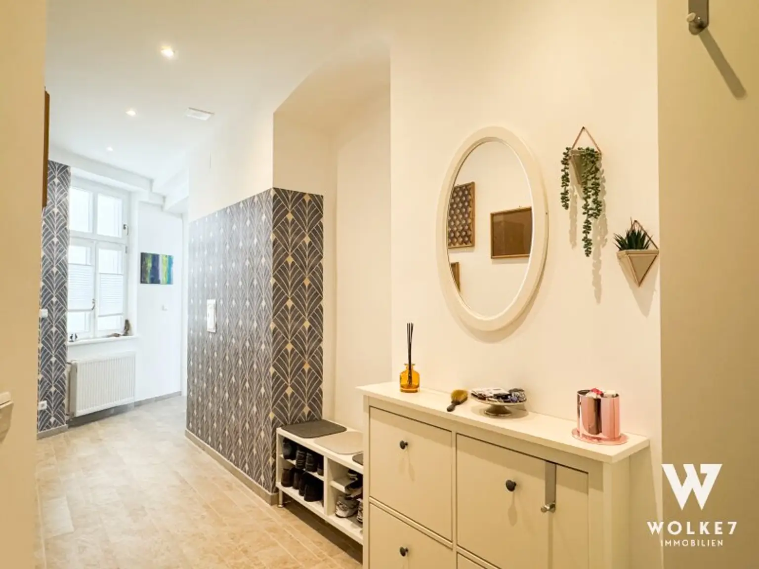 Stilvolles Wohnen in 1100 Wien – modernisierte 2-Zimmer-Wohnung mit Designküche & Blick ins Grüne I Nähe U1 Troststraße