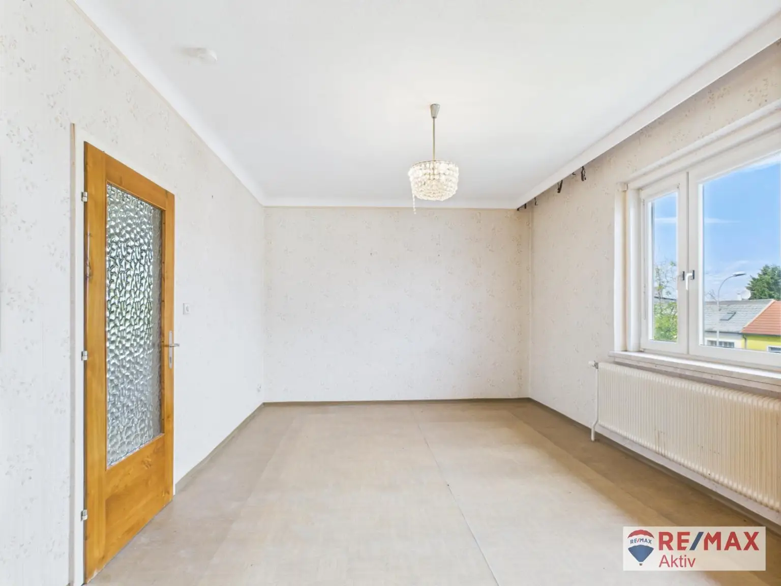 Viel Platz für Ihre Wohnträume: Großes Einfamilienhaus auf 829 m² Grund