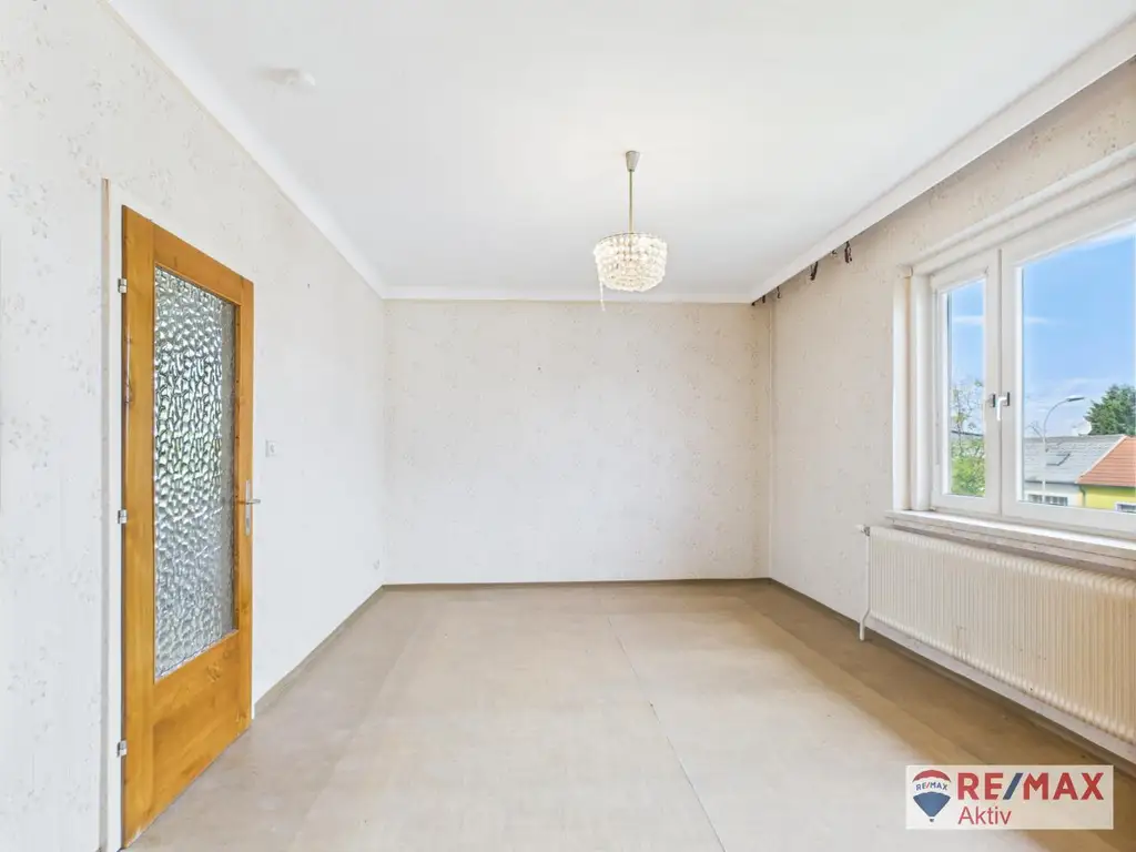 Viel Platz für Ihre Wohnträume: Großes Einfamilienhaus auf 829 m² Grund