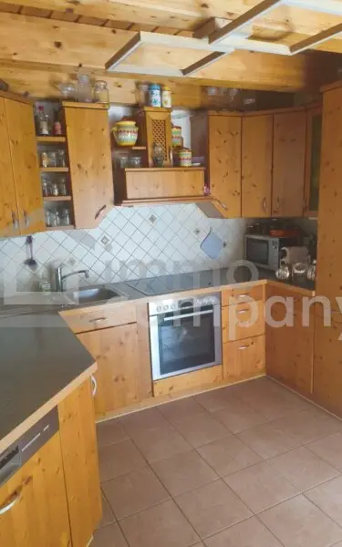 Haus in Schrebergartensiedlung, ständig Bewohnbar, Balkon, Terrasse, Pool, Gartenhütte und mehr.