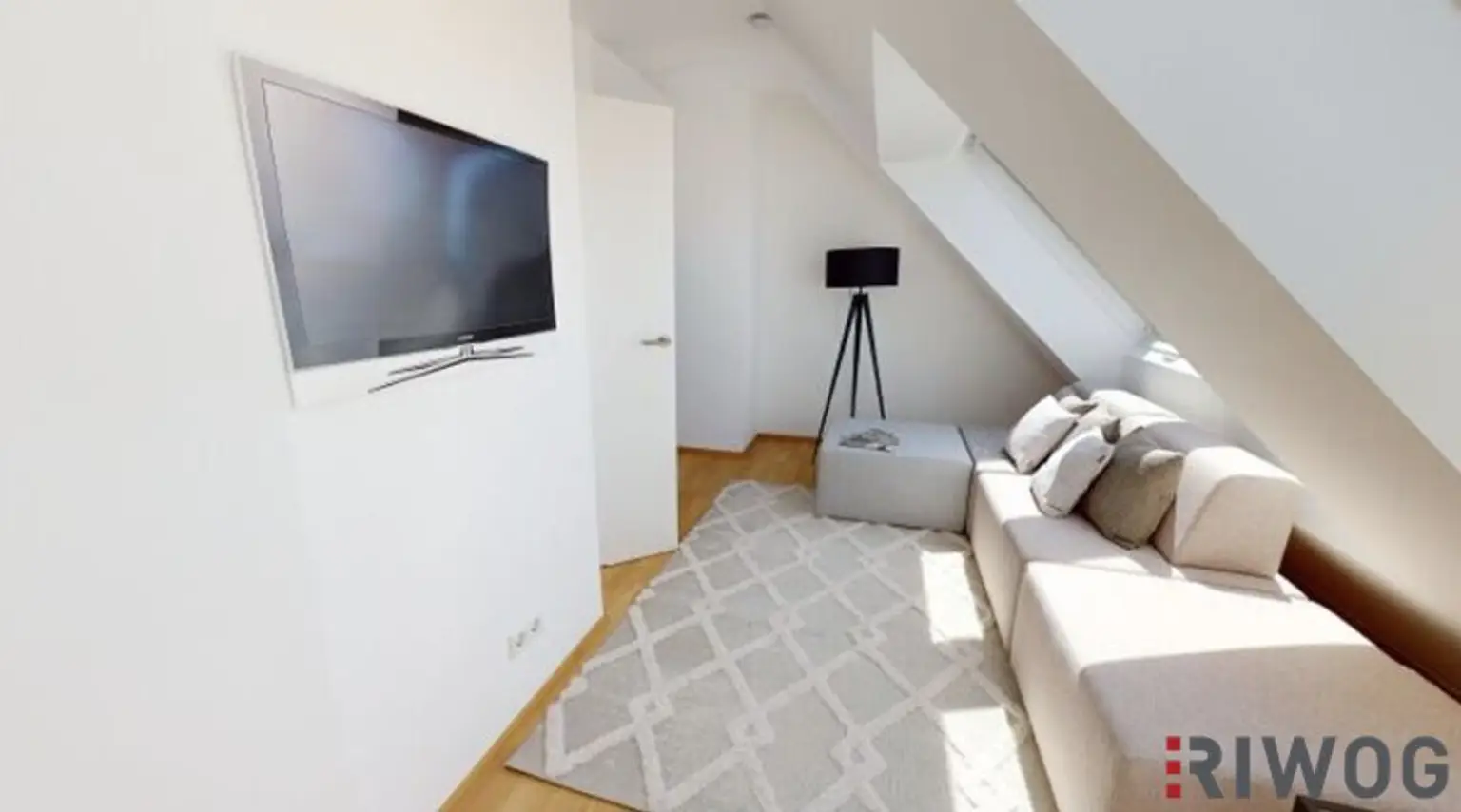 Erstbezug eines Luxus Dachgeschosses mit Fernblick auf Prater auf Stephansdom in der nähe der Donauinsel