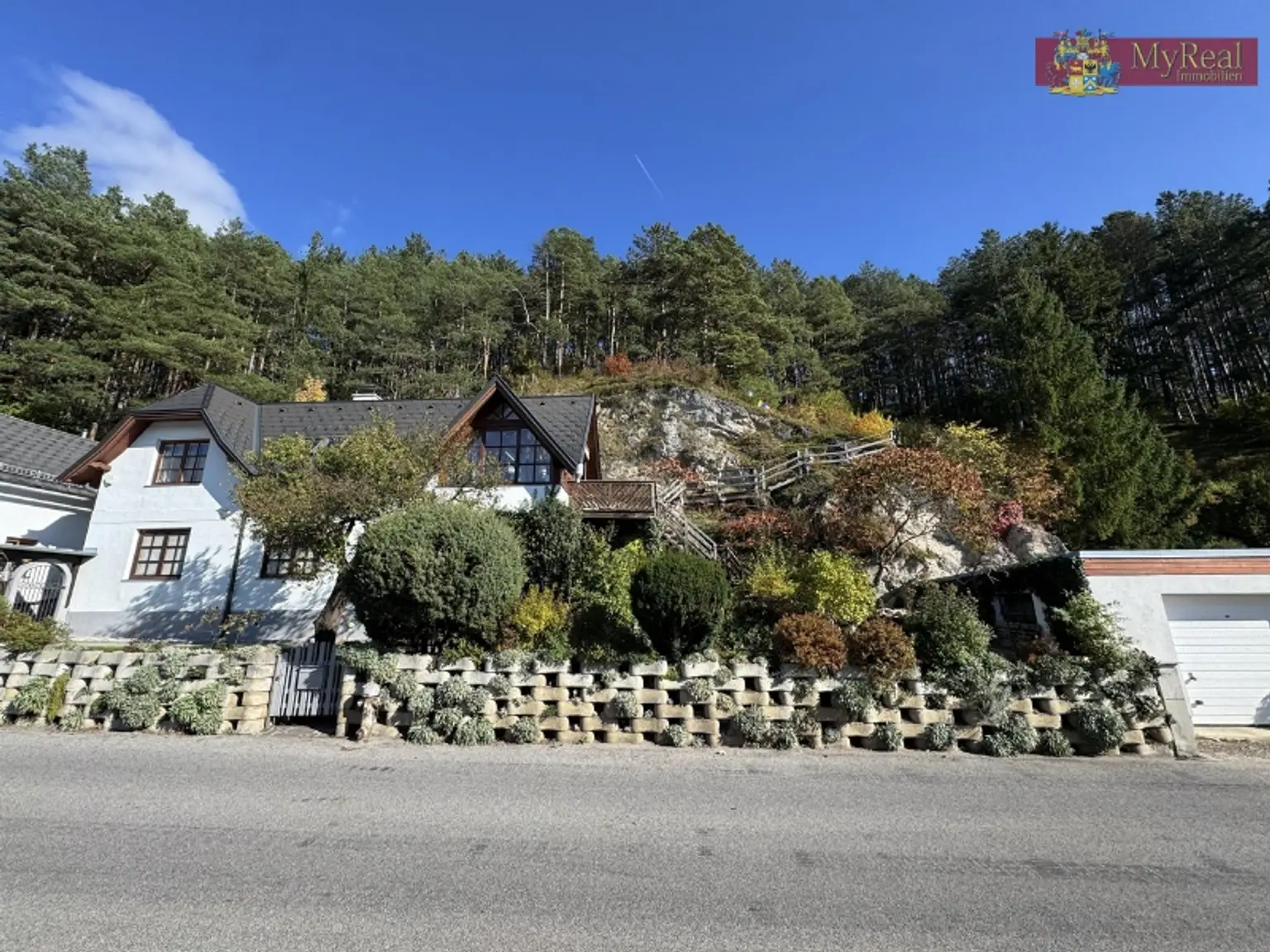 Exklusive Liegenschaft mit Top-Ausstattung