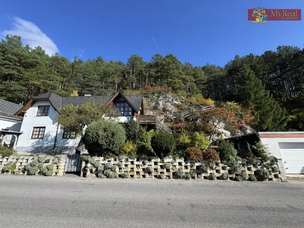 Exklusive Liegenschaft mit Top-Ausstattung