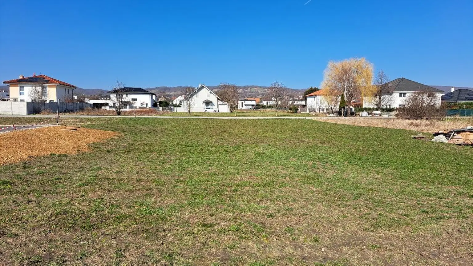 20260228_105353_resized