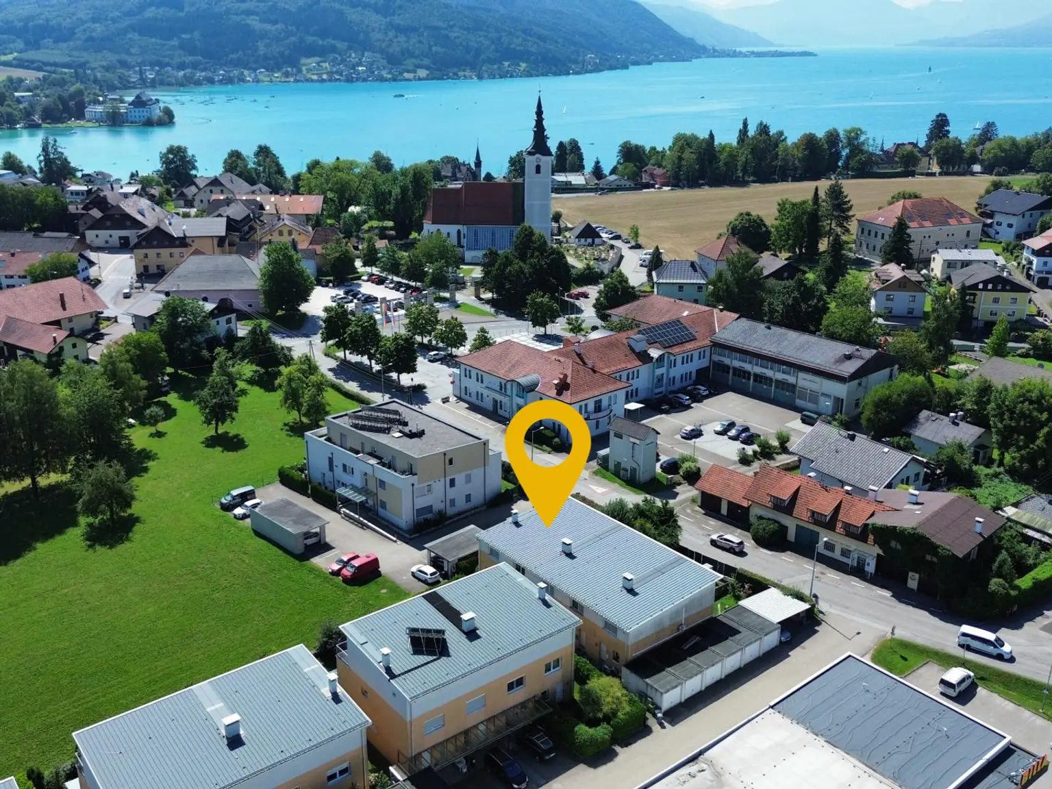 COMING SOON! DEM ATTERSEE SO NAH! Leistbares Passiv-Eckreihenhaus mit sonnigem Eigengarten und Einzelgarage im Zentrum von Seewalchen am Attersee