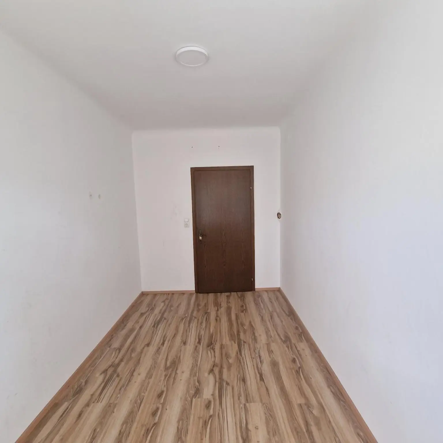 4-Zimmer-Wohnung im 1. Stock! Gartenmitbenützung! 1 Monat mietzinsfrei!
