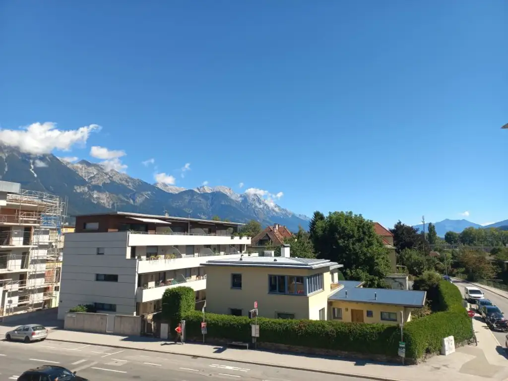 3-Zimmer-Wohnung im Dachgeschoss mit 2 Balkonen in Innsbruck-Wilten zu kaufen