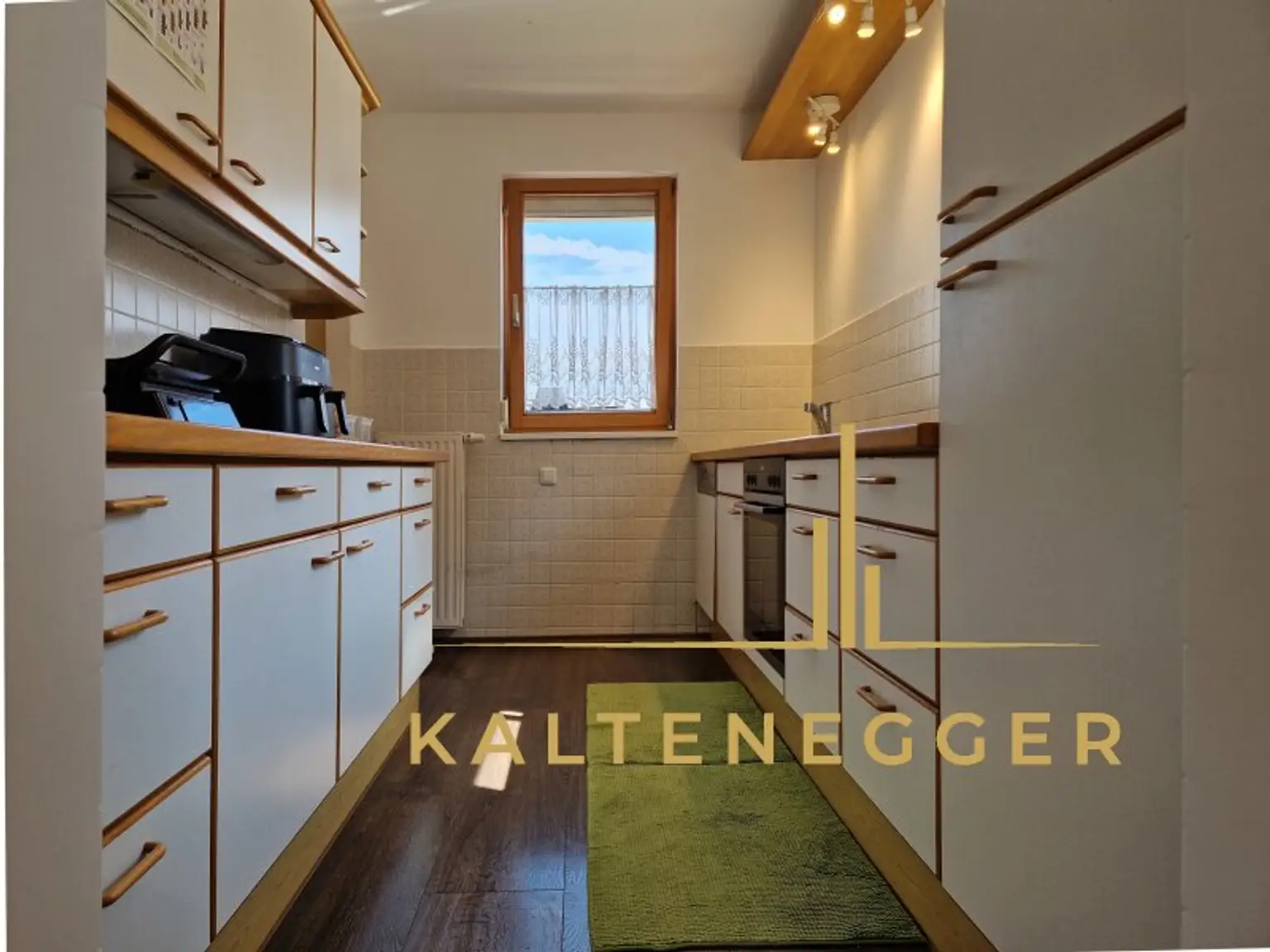 EG: Küche ca. 7,70 m²