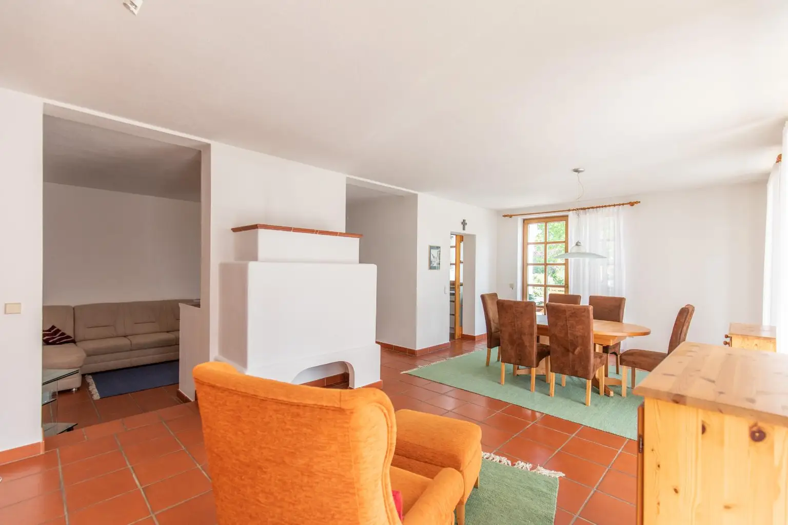 Landhaus Neusiedl/See, Wohn-Essbereich