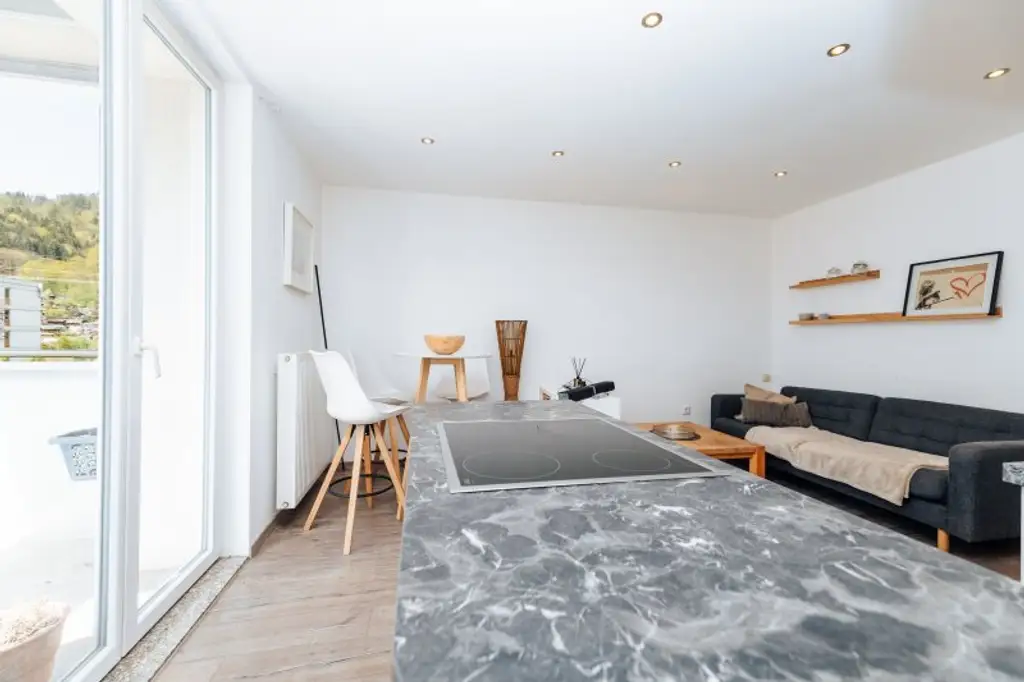 I AB 01.10 VERFÜGBAR I BADEWANNE I BALKON MIT AUSBLICK I HAUSTIERE WILLKOMMEN I INKL. HEIZKOSTEN I SEHR HELL UND RUHIG I