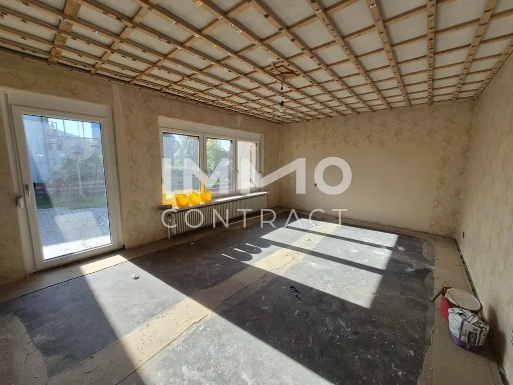 Renovierungsbedürftiger Bungalow in Top Lage!