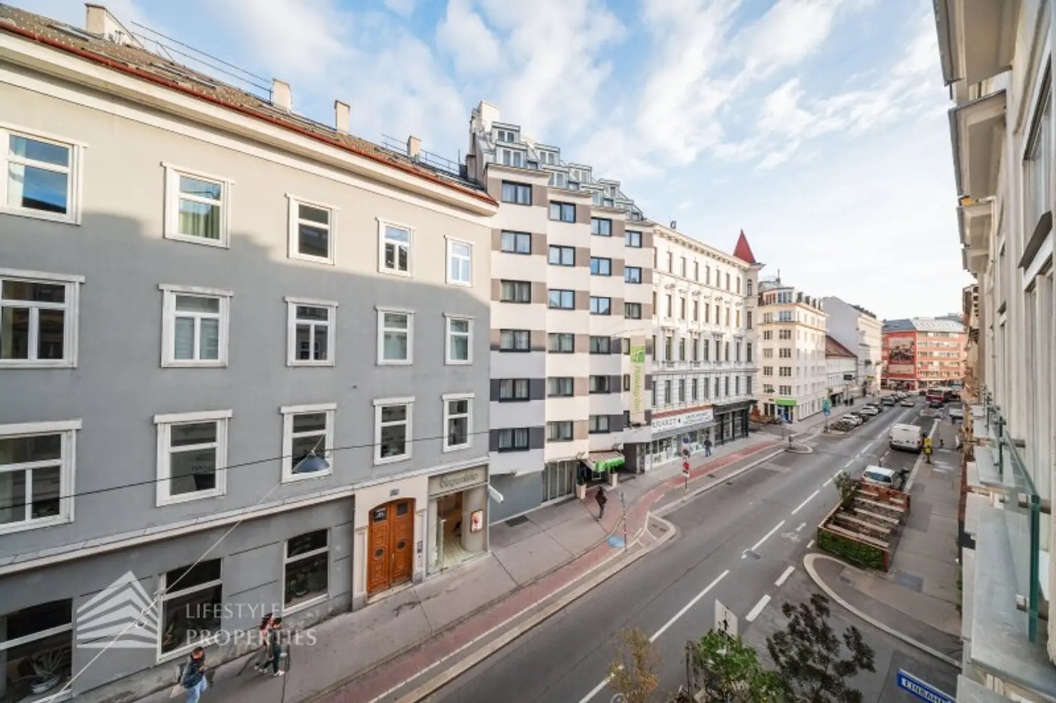 Exklusive 3-Zimmer-Eigentumswohnung mit Terrasse in ruhiger, zentraler Lage in Wien