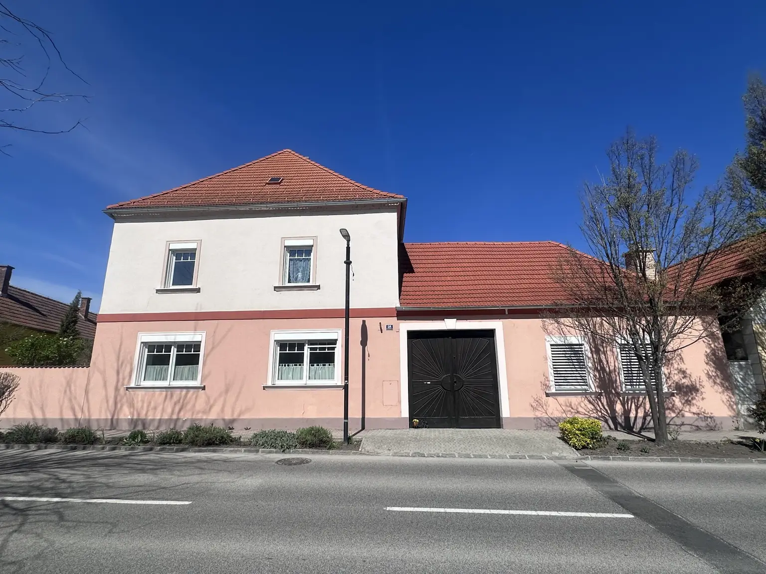 Historische Altbauvilla trifft auf modernen Luxus!