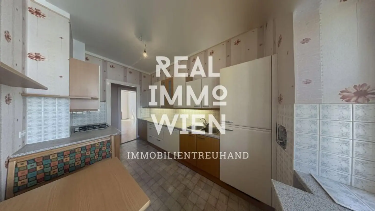 Altbau-Charme WG geeignet - 100 m² Wohlfühlwohnung