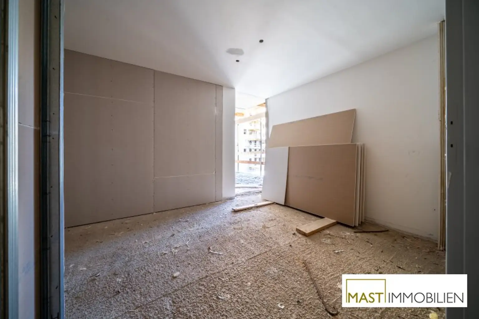 Ende 2026! Provisionsfrei - Großzügige 3 Zimmer Wohnung mit 15 qm Freifläche unweit der Alten Donau!