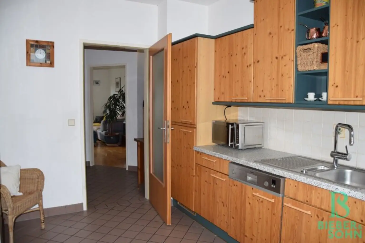 Küche/Blick Vorraum