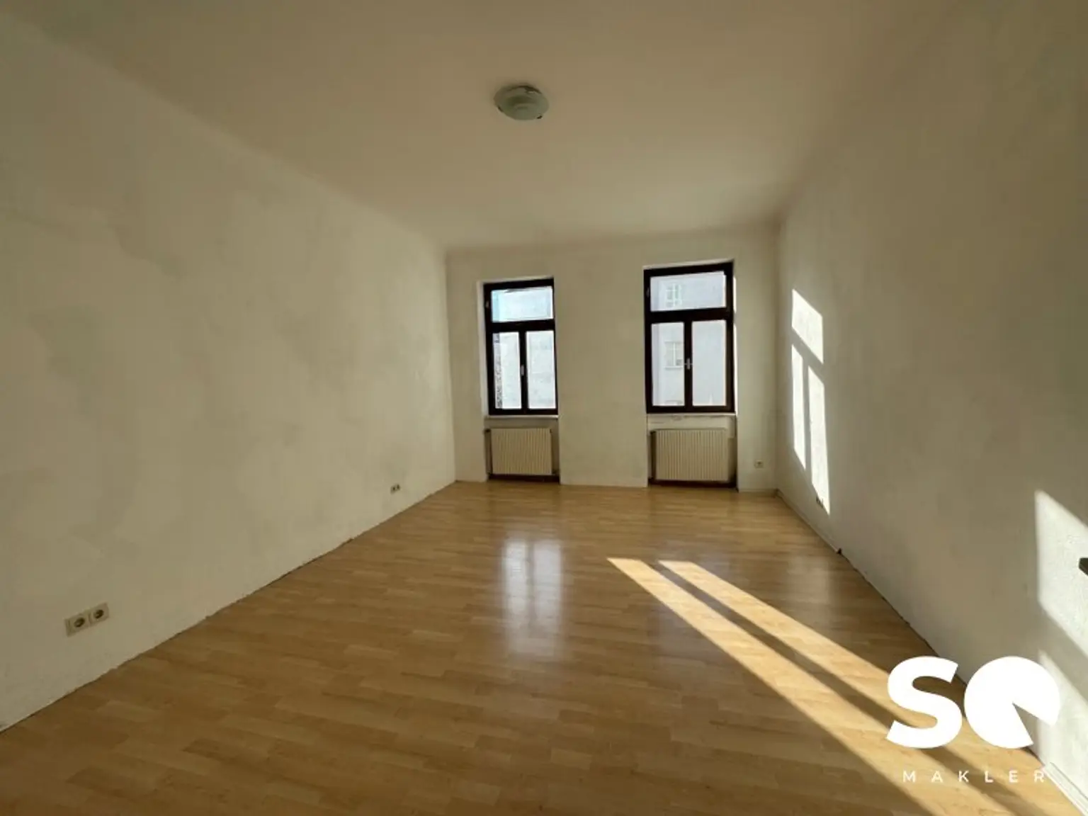 #SQ - LICHTDURCHFLUTETE 2-ZIMMER-ALTBAUWOHNUNG - MÄRZSTRASSE