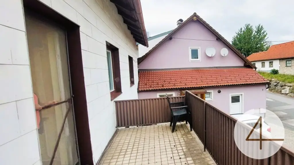 Doppeltes Glück - zwei Häuser zu einem Preis!