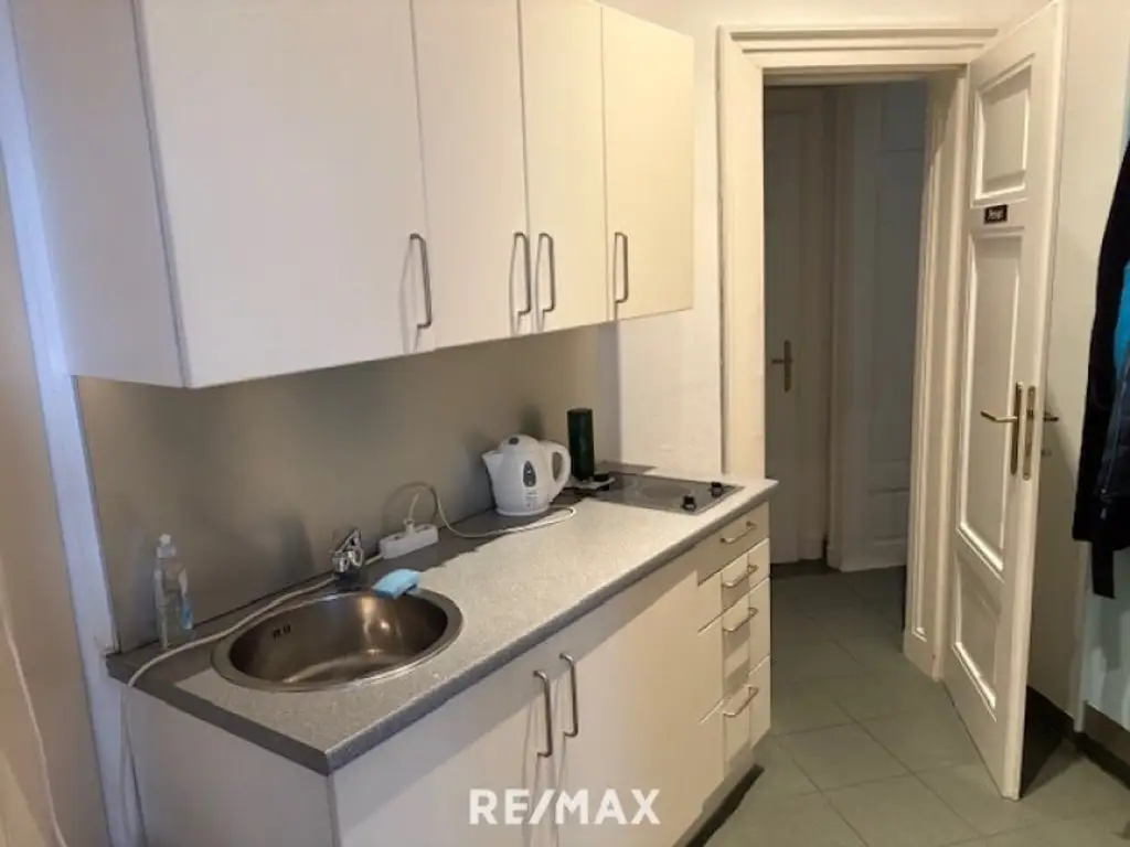 Ordination-Beauty Center-Nagelstudio etc..ABLÖSEFREI zu vermieten !