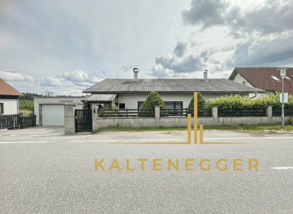 Großzügiges Haus in Ruhelage mit Grünblick