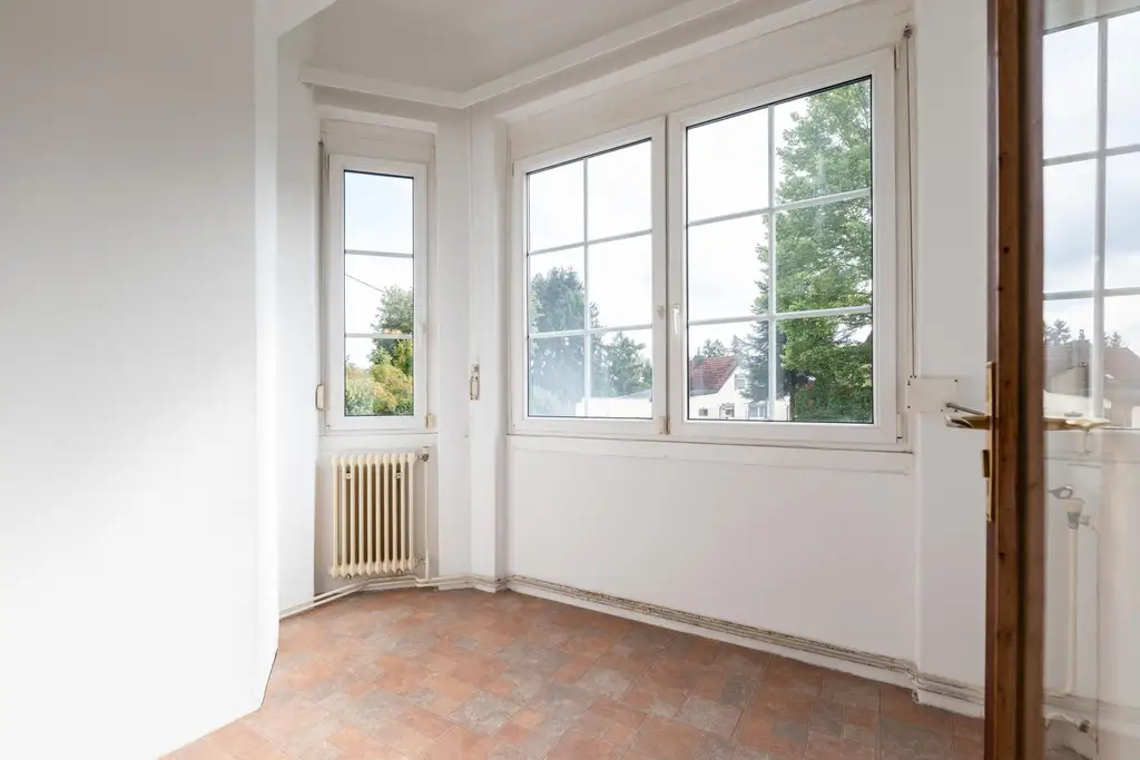 "Historisches Einfamilienhaus mit großem Garten - Gestalten Sie Ihr Traumhaus"