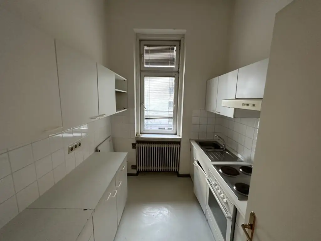 UNBEFRISTET: 2-Zimmer-Wohnung mit separater Küche ab FEBRUAR 2026!