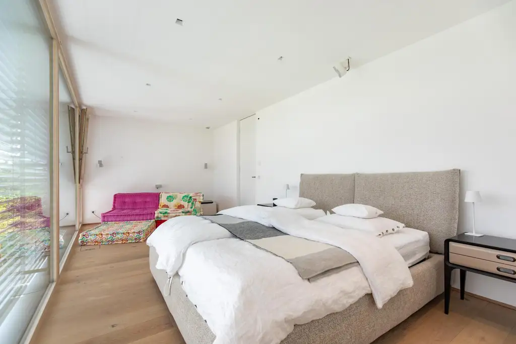 Exklusive Villa mit direktem Seezugang in Neusiedl am See