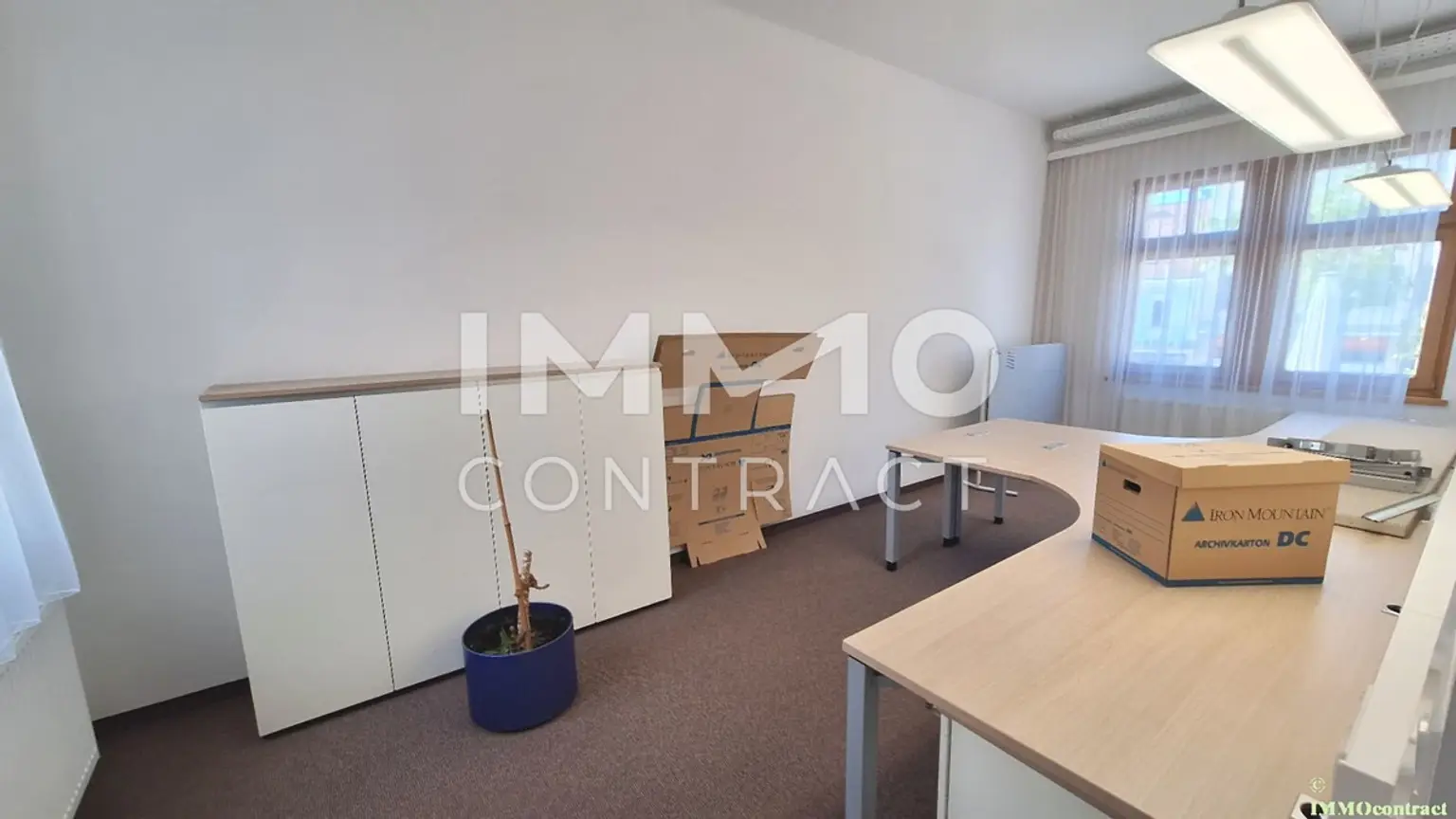 Zentrale Büroflächen am Hauptplatz von Amstetten, 1. Stock, Lift, möbliert, 178,74 m² Nutzfläche, klimatisiert