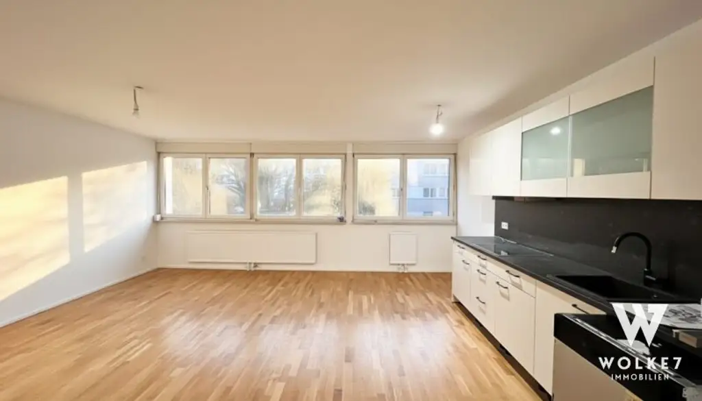 ERSTBEZUG nach SANIERUNG: Stilvolle 4-Zimmer-Neubauwohnung mit luxuriöser Ausstattung und exklusivem Design