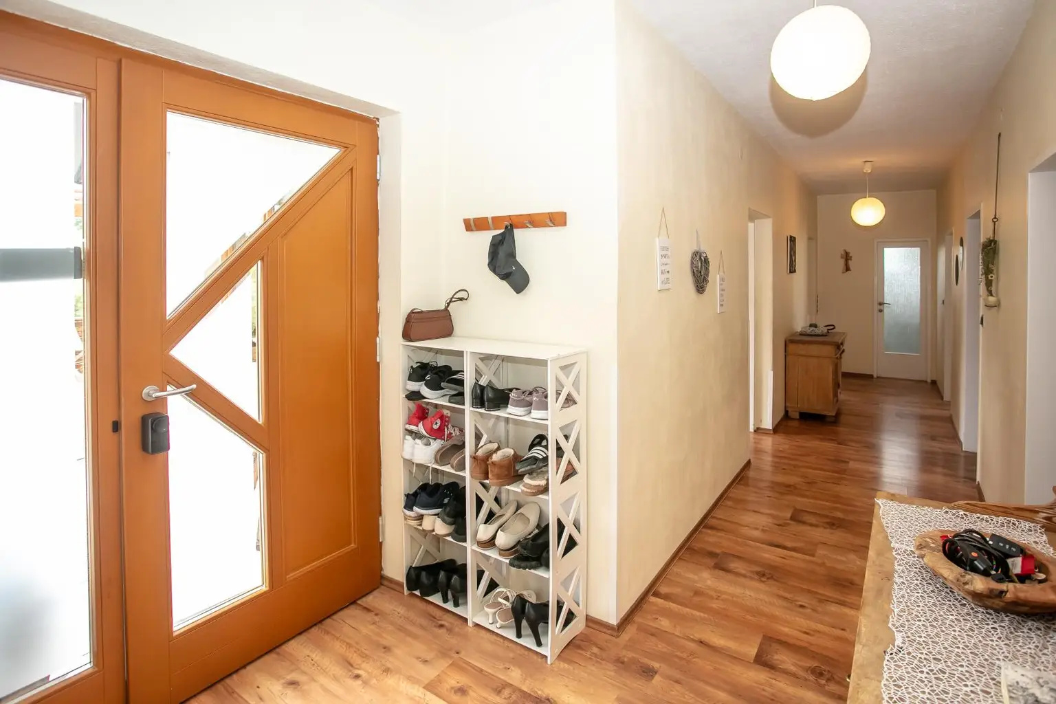 Großzügiges Wohnhaus in sonniger, ruhiger Lage im Kamptal