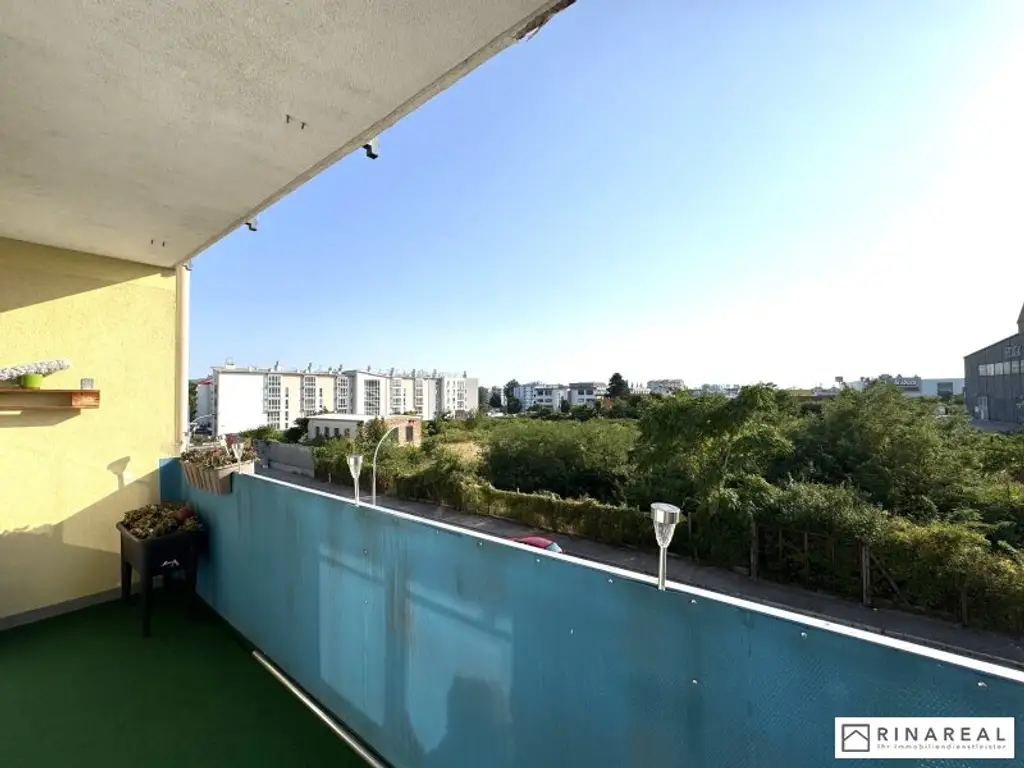 VOLKSBADGASSE | 3 Zimmer Wohnung mit Loggia | renoviert 2020 | zzgl. PKW-Stellplatz