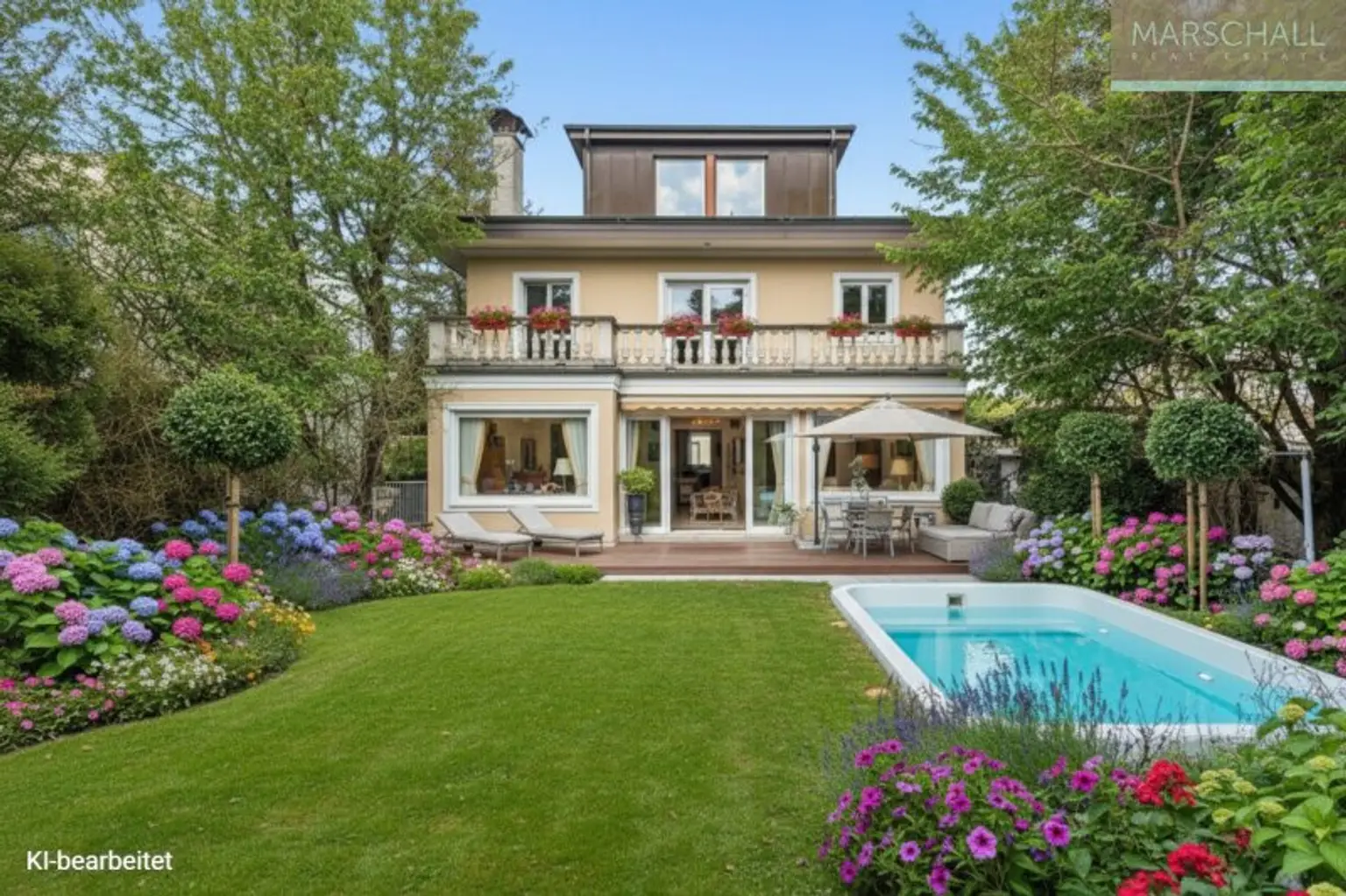 Elegante Villa mit Pool und Doppelgarage in Pötzleinsdorfer Aussichtslage!