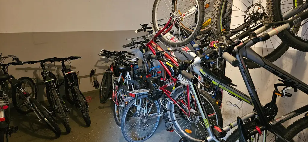 4- Zimmer Wohnung mit Balkon in urbaner Lage!