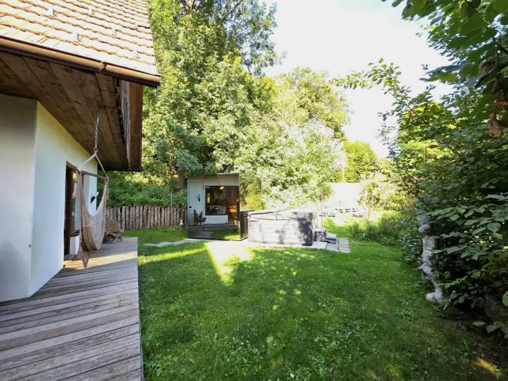 Neuwertiges und ruhiges Chalet mit Wellness!