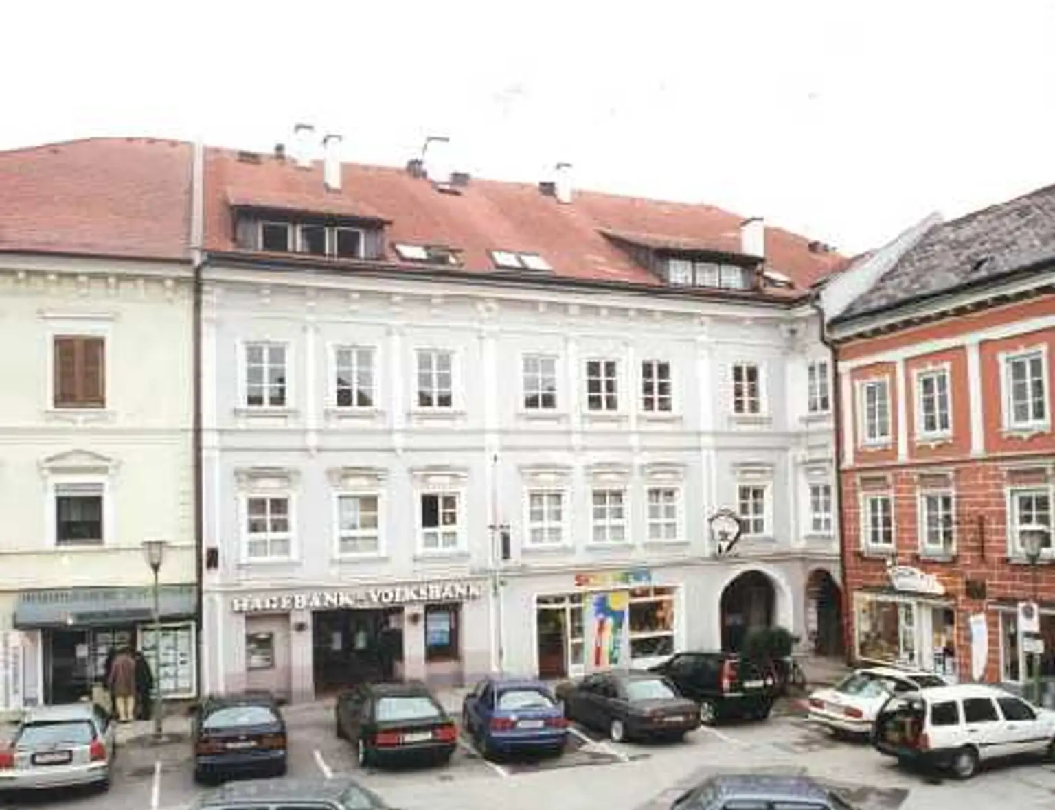 Große günstige Wohnung am Stadtplatz