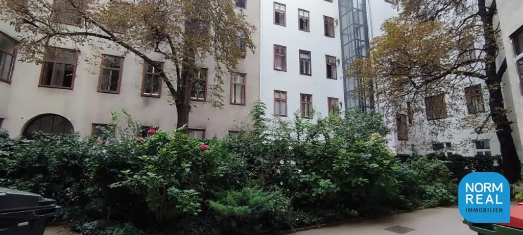 2 Zimmerwohnung Altbau