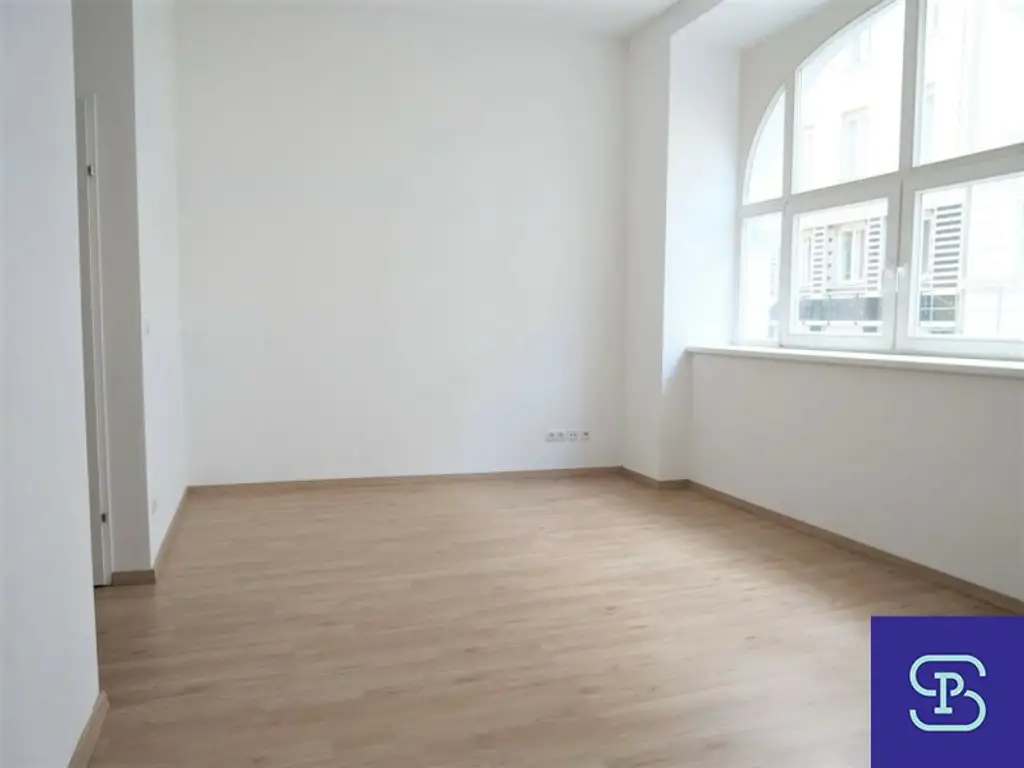 Provisionsfrei: Unbefristeter 55m² Altbau + 25m² Terrasse im topsaniertem Stilaltbau - 1070 Wien!