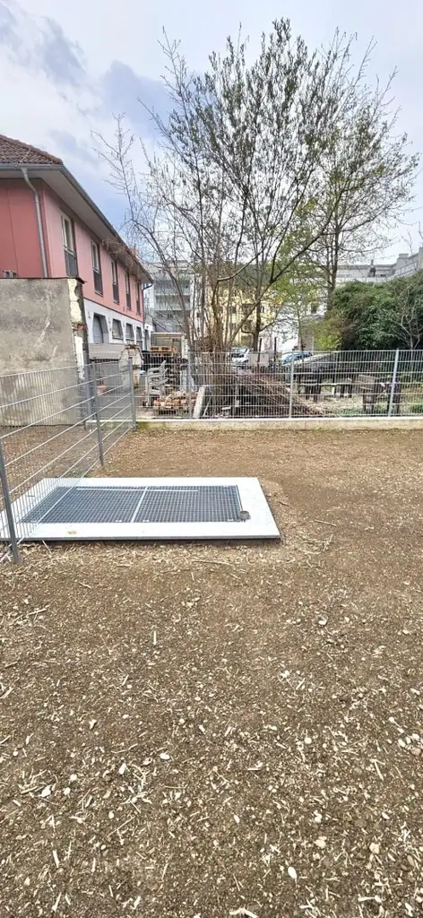 Singel oder Pärchenwohnung Stadtzentrum mit  80 m2 Garten, 11 m2 Terasse TG Platz-ERSTBEZUG
