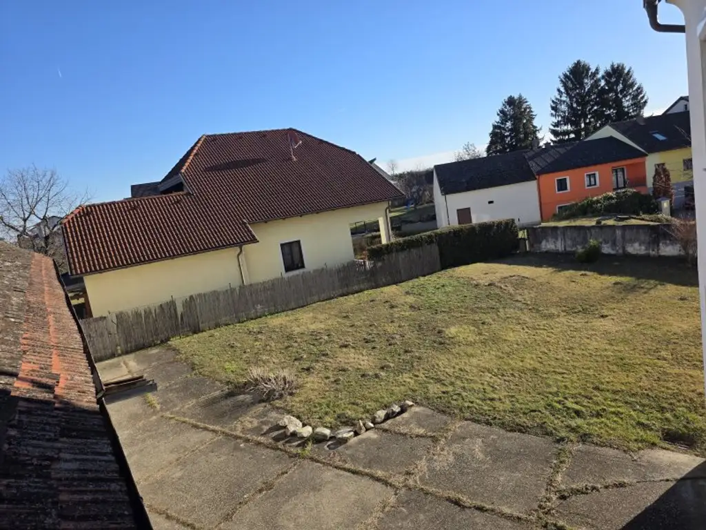 „NUR 25 MINUTEN von WIEN!“ EIN- ODER ZWEIFAMILIENHAUS – schönes ECKGRUNDSTÜCK