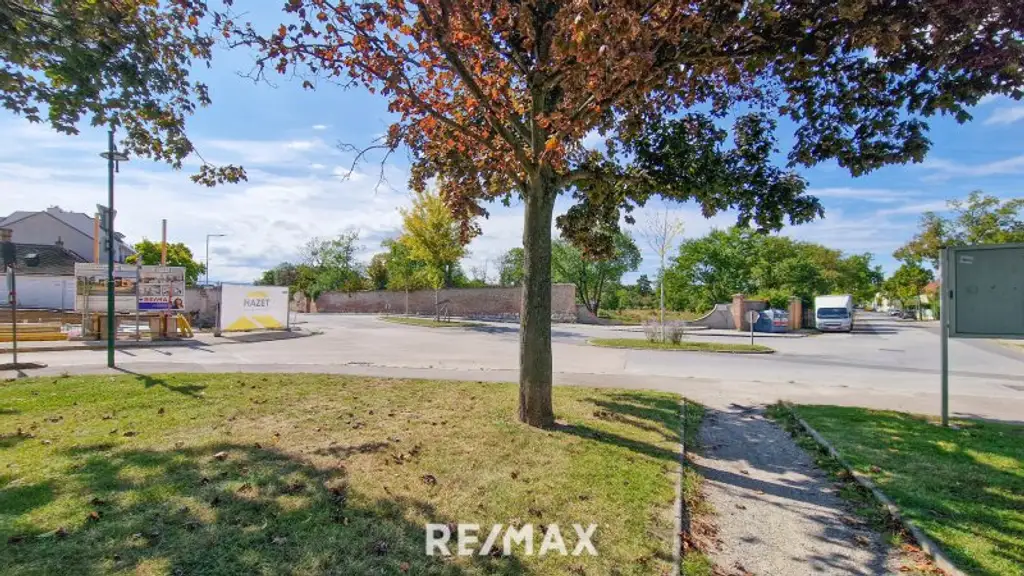 Erstbezug-Doppelhaushälften in Schwechat mit Luxus-Ausstattung und Panoramablick über den Felmeyergarten. Grünruhelage mit sehr guter Infrastruktur in Gehweite