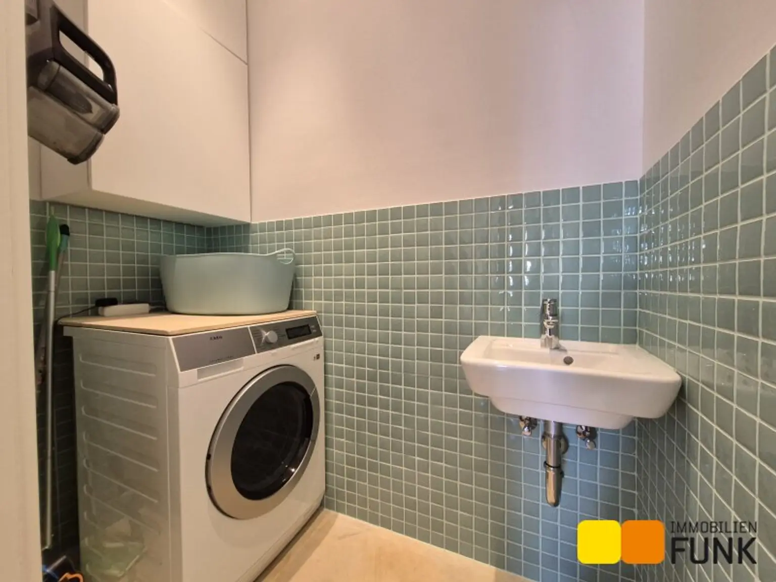 Herrschaftliche 5-Zimmerwohnung mit Balkon