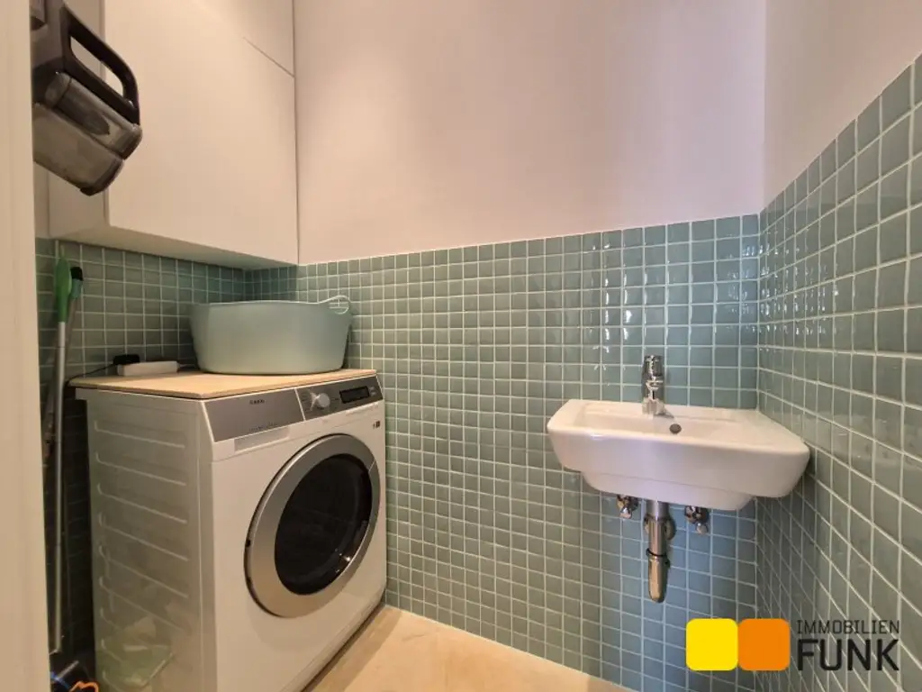 Herrschaftliche 5-Zimmerwohnung mit Balkon