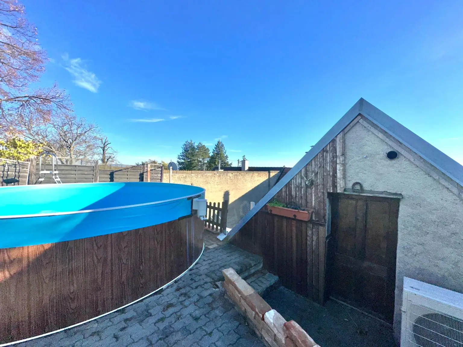 Gemütliches Landhaus mit Potential!